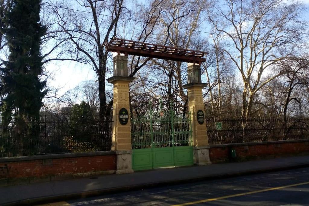 Zagreb Botanical Garden Budget Apartment Εξωτερικό φωτογραφία